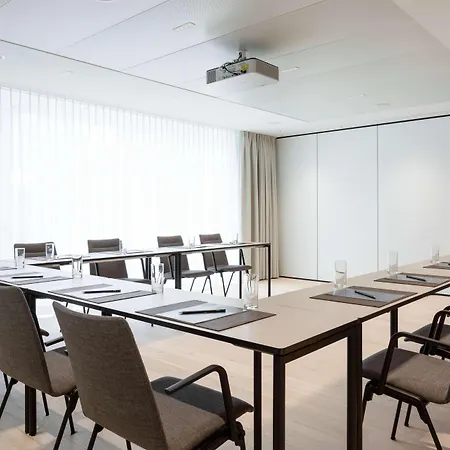 Kempinski Palace Szálloda 5*