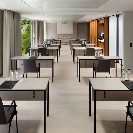 Szálloda Kempinski Palace 5*