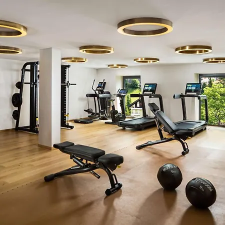 Kempinski Palace 5*