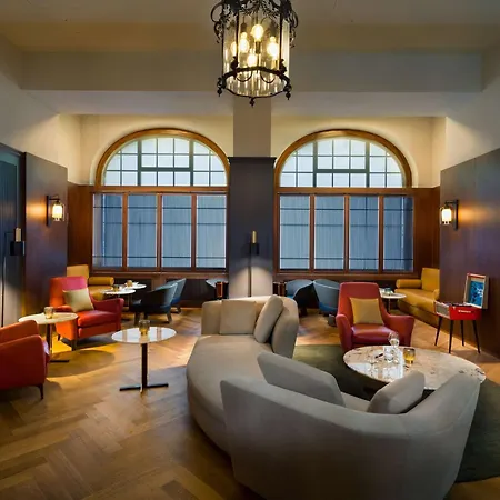 Kempinski Palace 酒店 5*