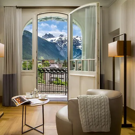 Kempinski Palace Hotel 5*