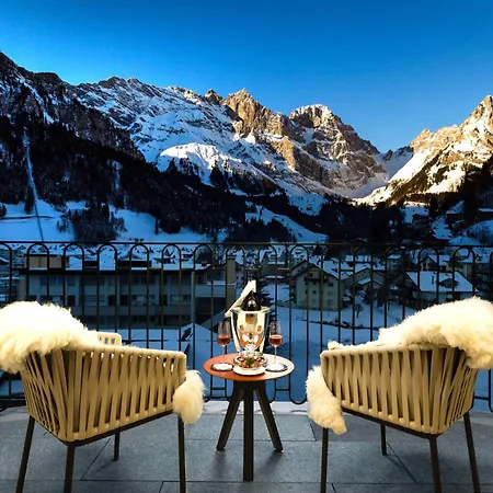 Kempinski Palace Hotel 5*