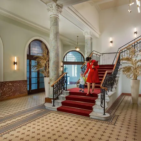 Kempinski Palace 酒店 5*