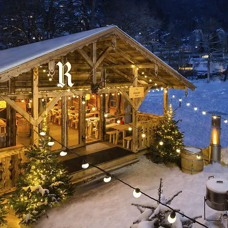 Отель Kempinski Palace