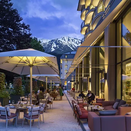 Отель Kempinski Palace