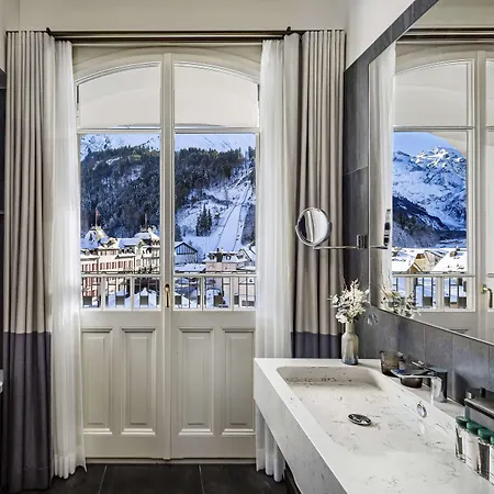 호텔 Kempinski Palace 5*