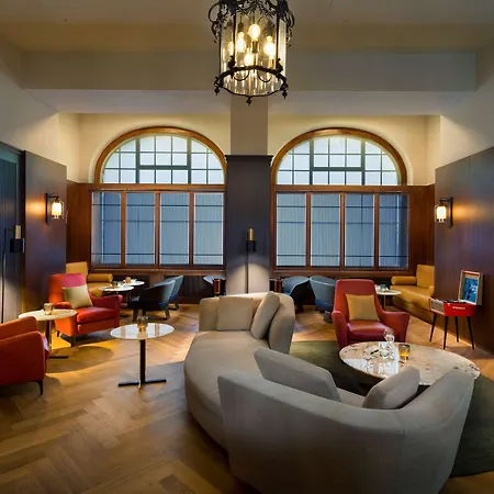 Kempinski Palace Otel 5*