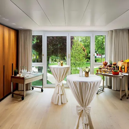 Hotel Kempinski Palace 5*