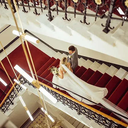 Hotel Kempinski Palace