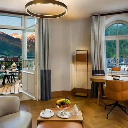 Kempinski Palace 5*