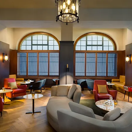 Kempinski Palace ホテル