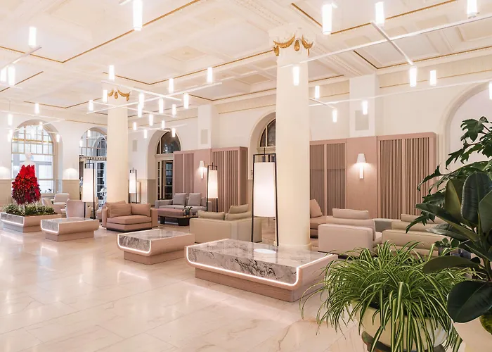 Kempinski Palace Hotel