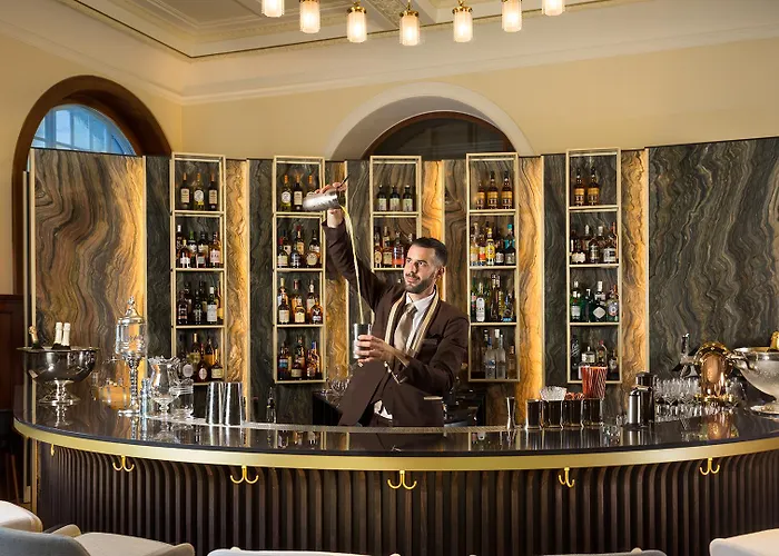 Kempinski Palace Hotel 5*