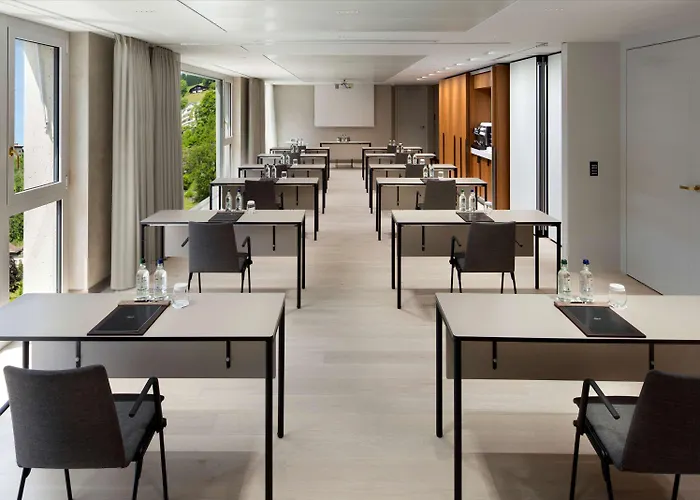 Hotel Kempinski Palace 5*